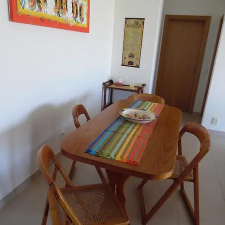 - Frente à E Vista Mar Apartamento