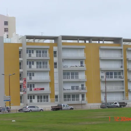 - Frente A E Vista Mar ペニシェ